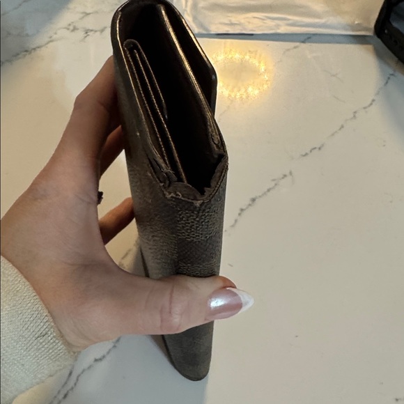 Authentic vintage Louis Vuitton Damier Ebene women’s wallet. - Picture 12 of 15